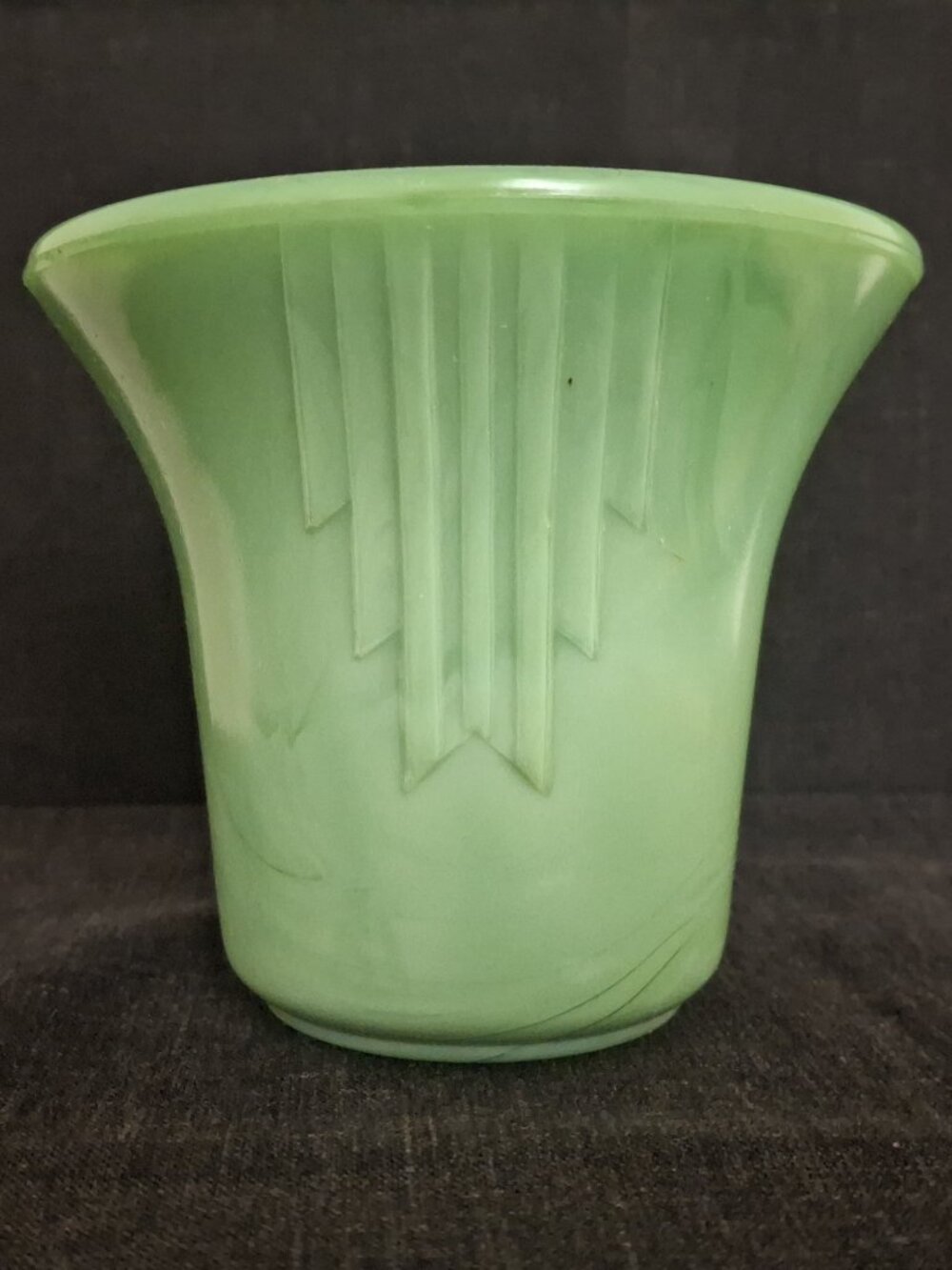 Vintage Akro Agate Jadite Jadeite Glass Flower Pot Art Deco Graduated Darts 4"